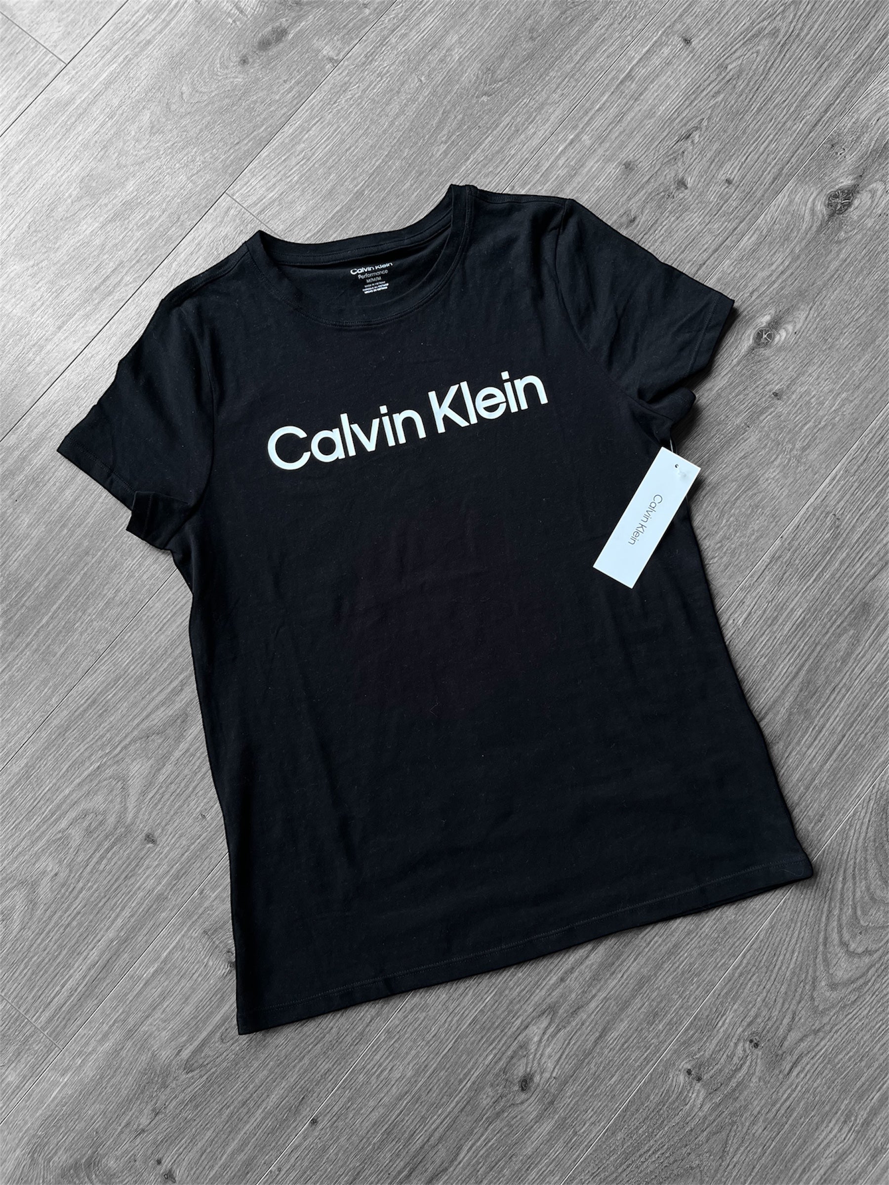 Remera Calvin basic woman
