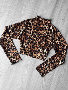Polera print con licra corta