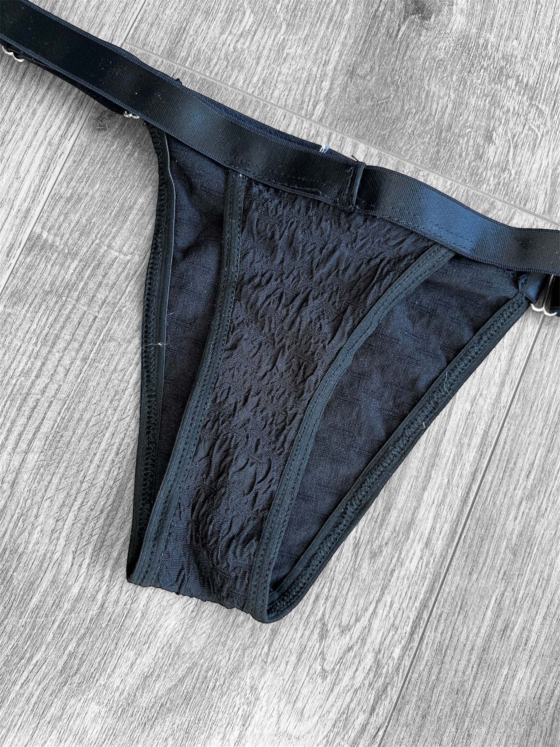 Colaless regulable total black