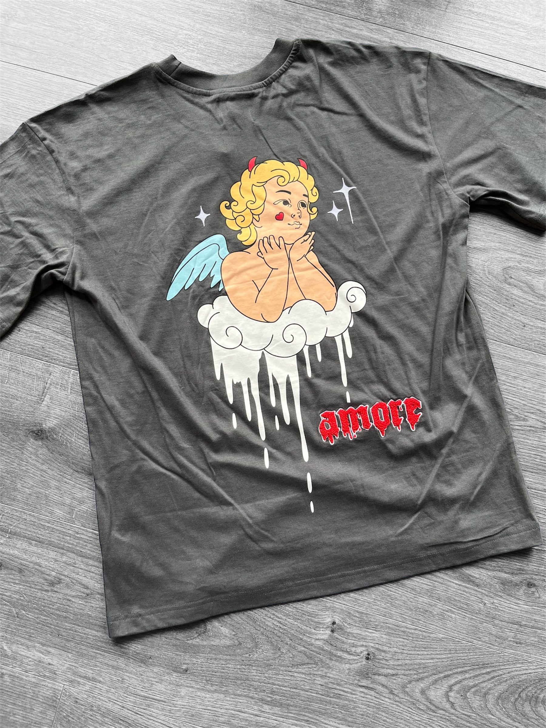 Remera ángel amore unisex