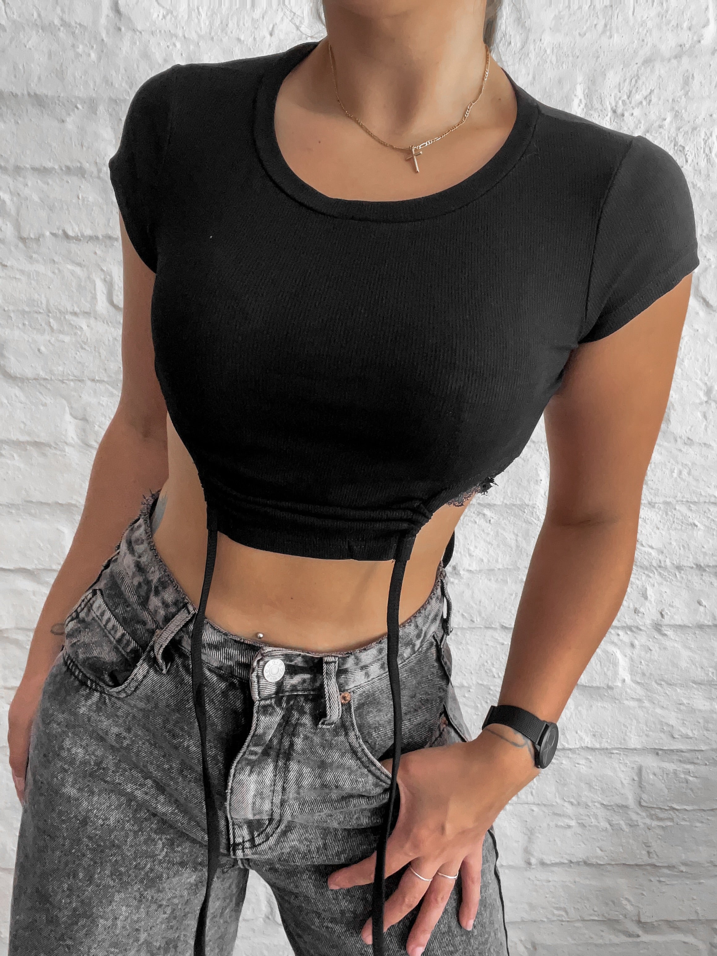 Top Ayelen black