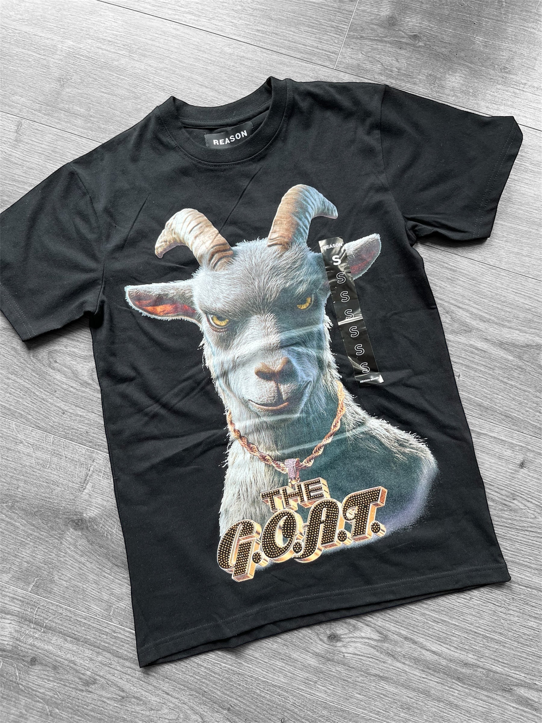 Remera the goat men