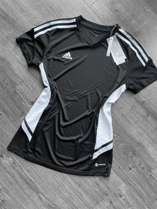 Remera Adidas basic sport