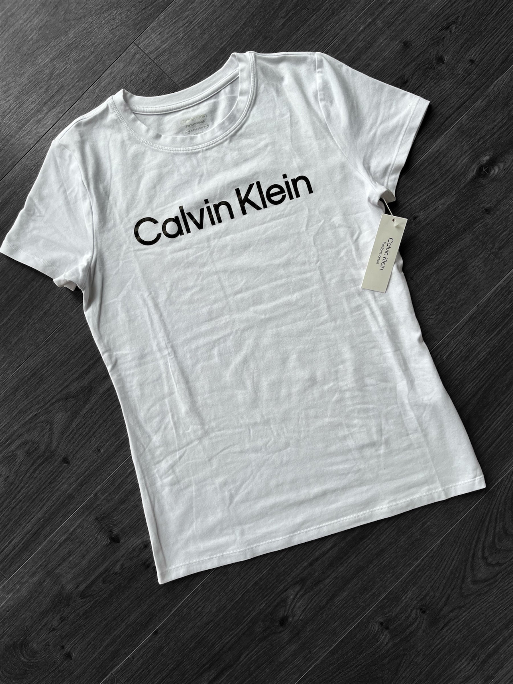 Remera Calvin basic woman